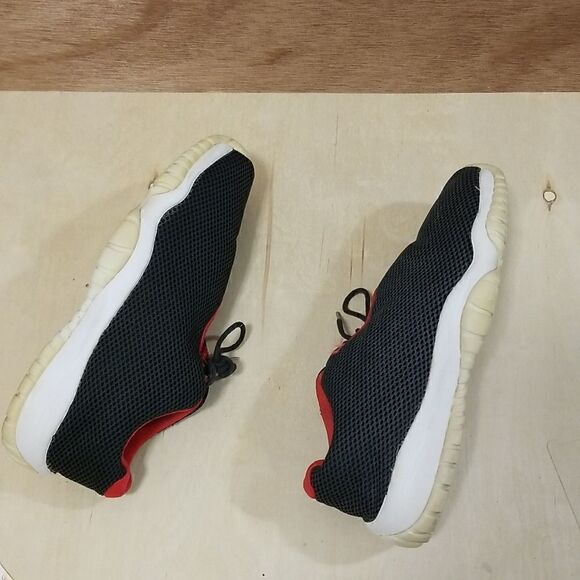 Nike Air Jordan Future Low BG Women's size 8.5 - Picture 5 of 8